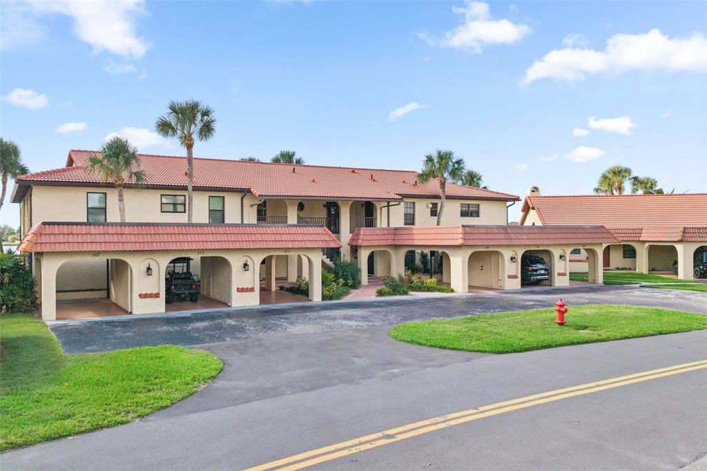 Photo of 371 NW 14th Place, Crystal River, FL 34428 (MLS # OM712039)