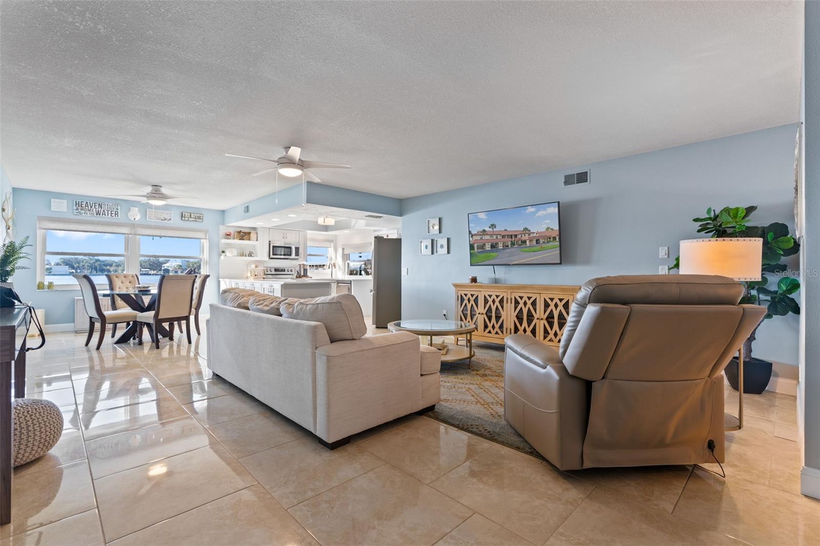 CRYSTAL ISLE UNREC - Residential