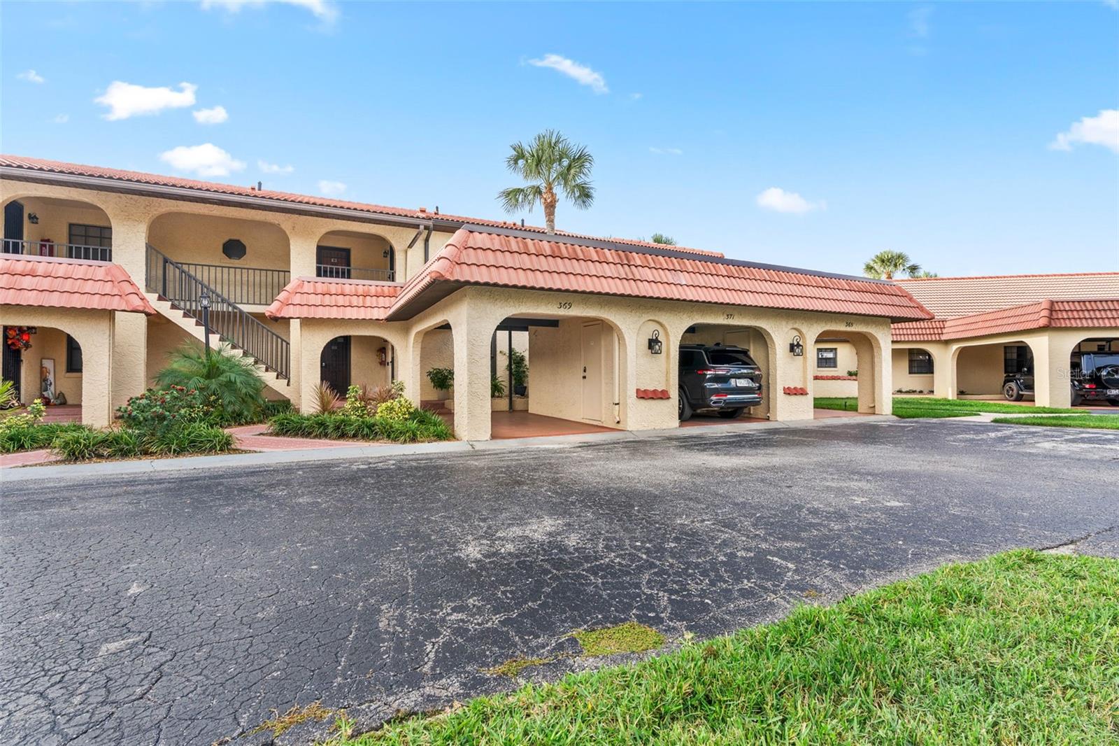 CRYSTAL ISLE UNREC - Residential