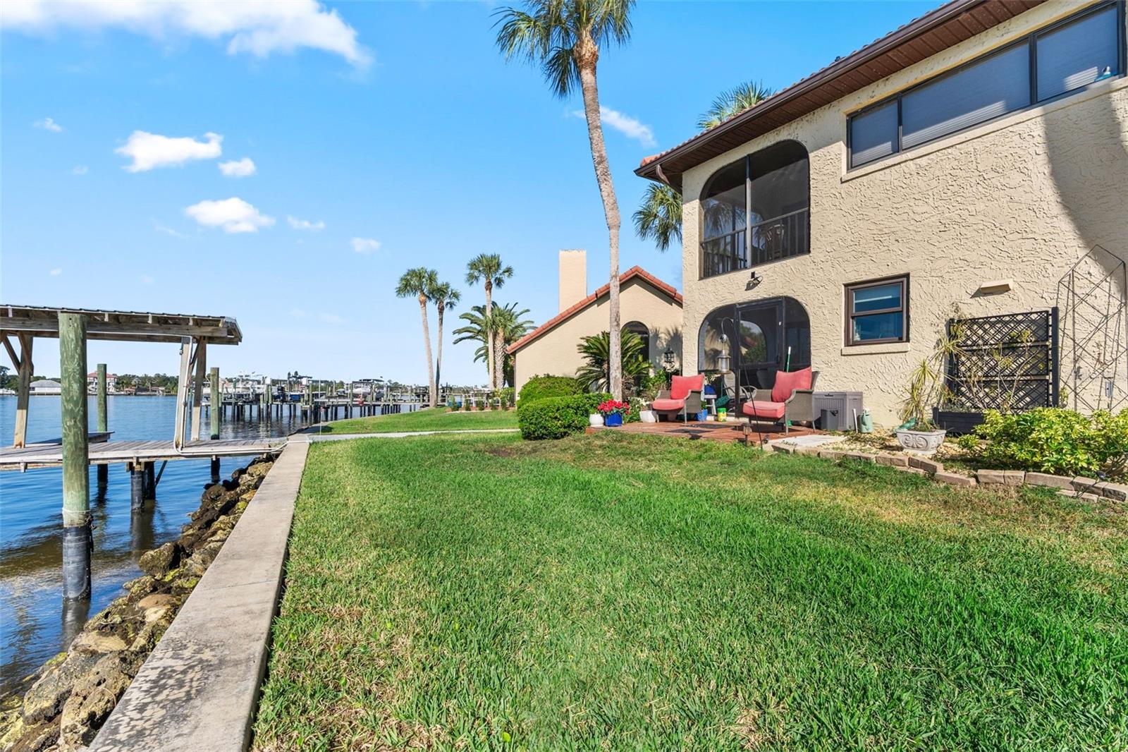 CRYSTAL ISLE UNREC - Residential