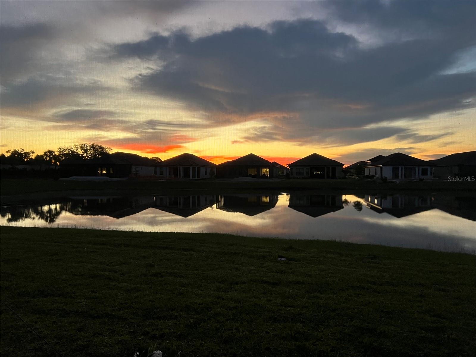 AZARIO ESPLANADE - Residential