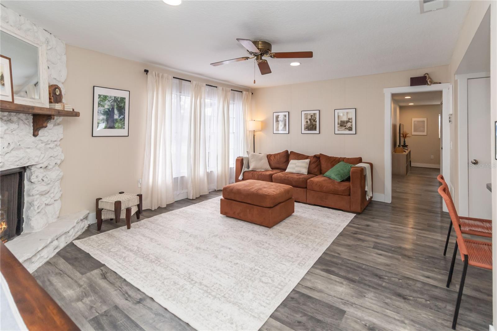 PRIMA VISTA - Residential