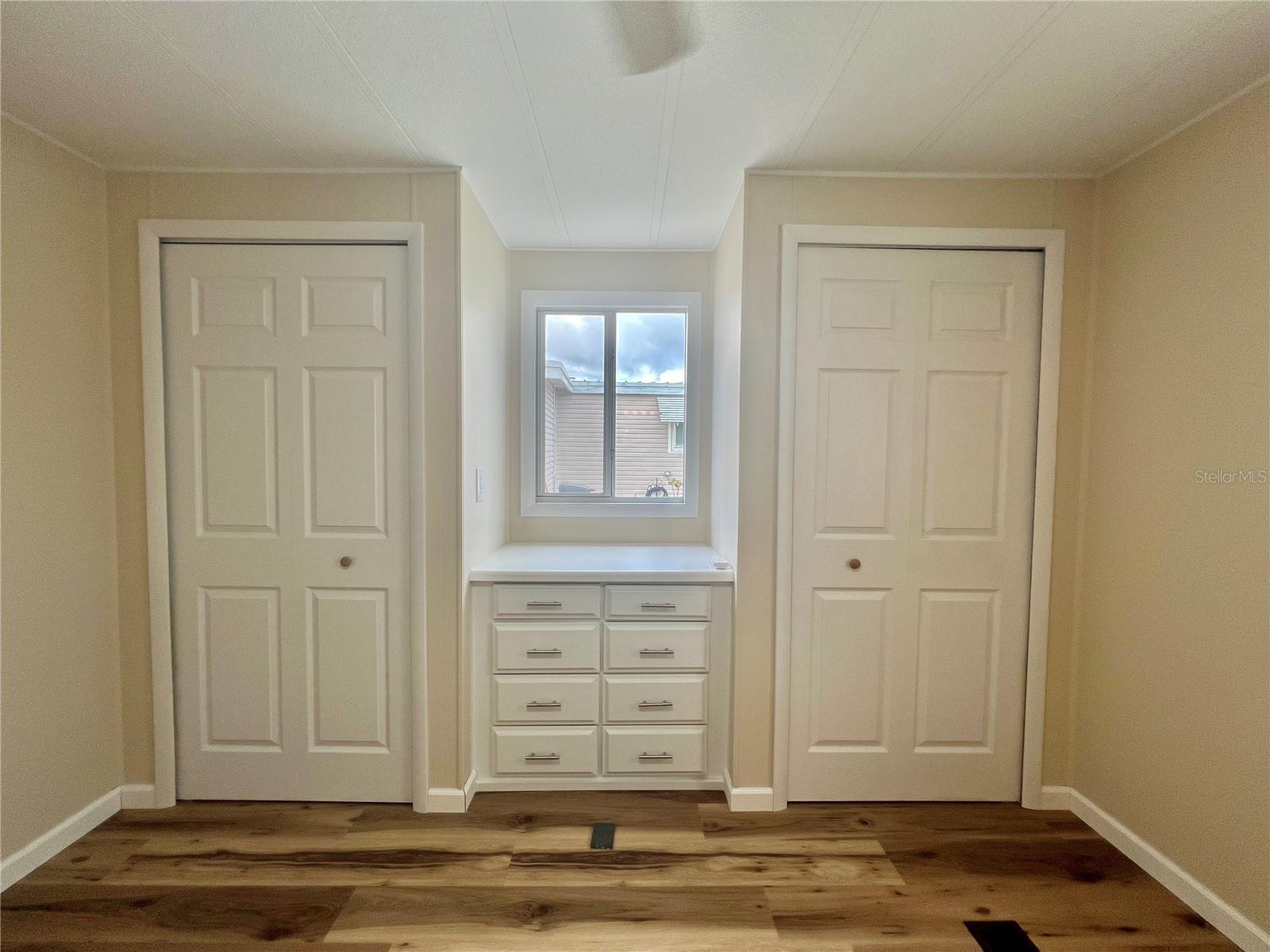 HAWTHORNE/LEESBURG - Residential