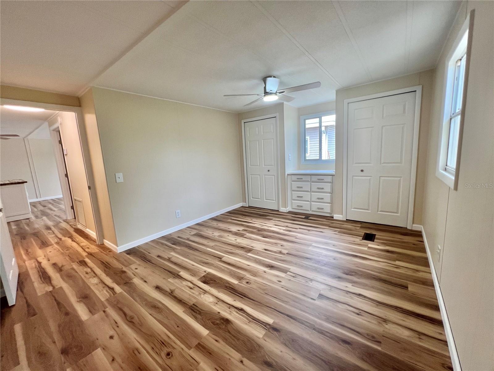 HAWTHORNE/LEESBURG - Residential