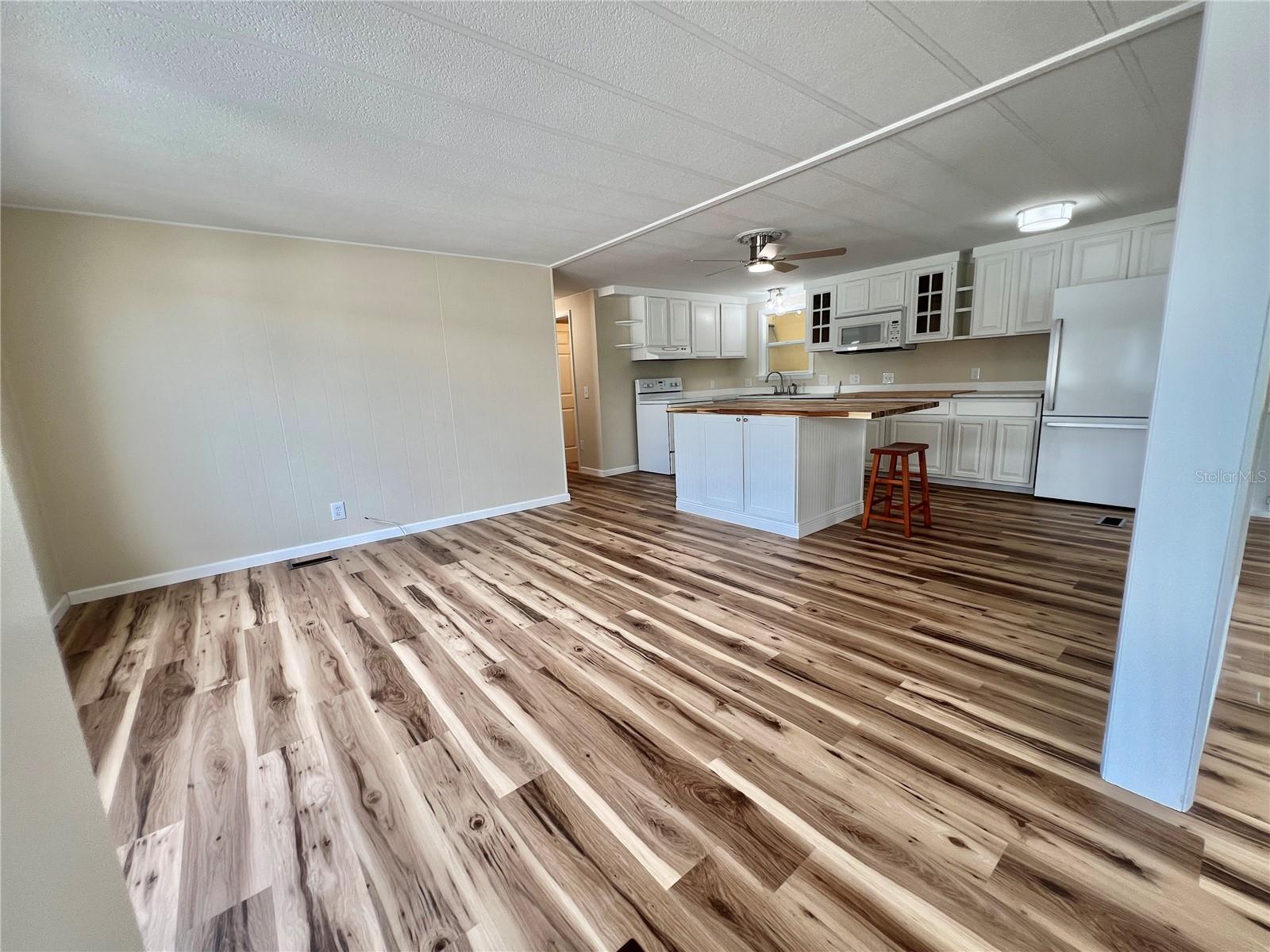 HAWTHORNE/LEESBURG - Residential