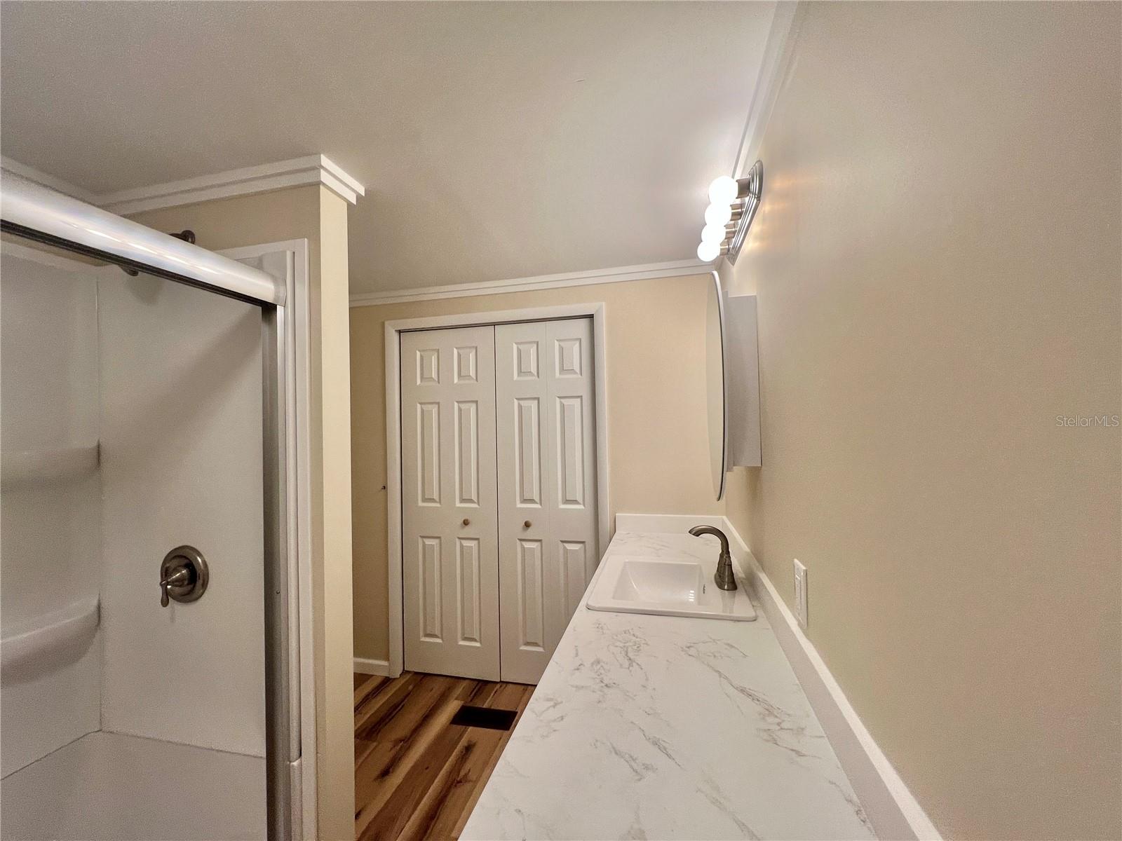 HAWTHORNE/LEESBURG - Residential