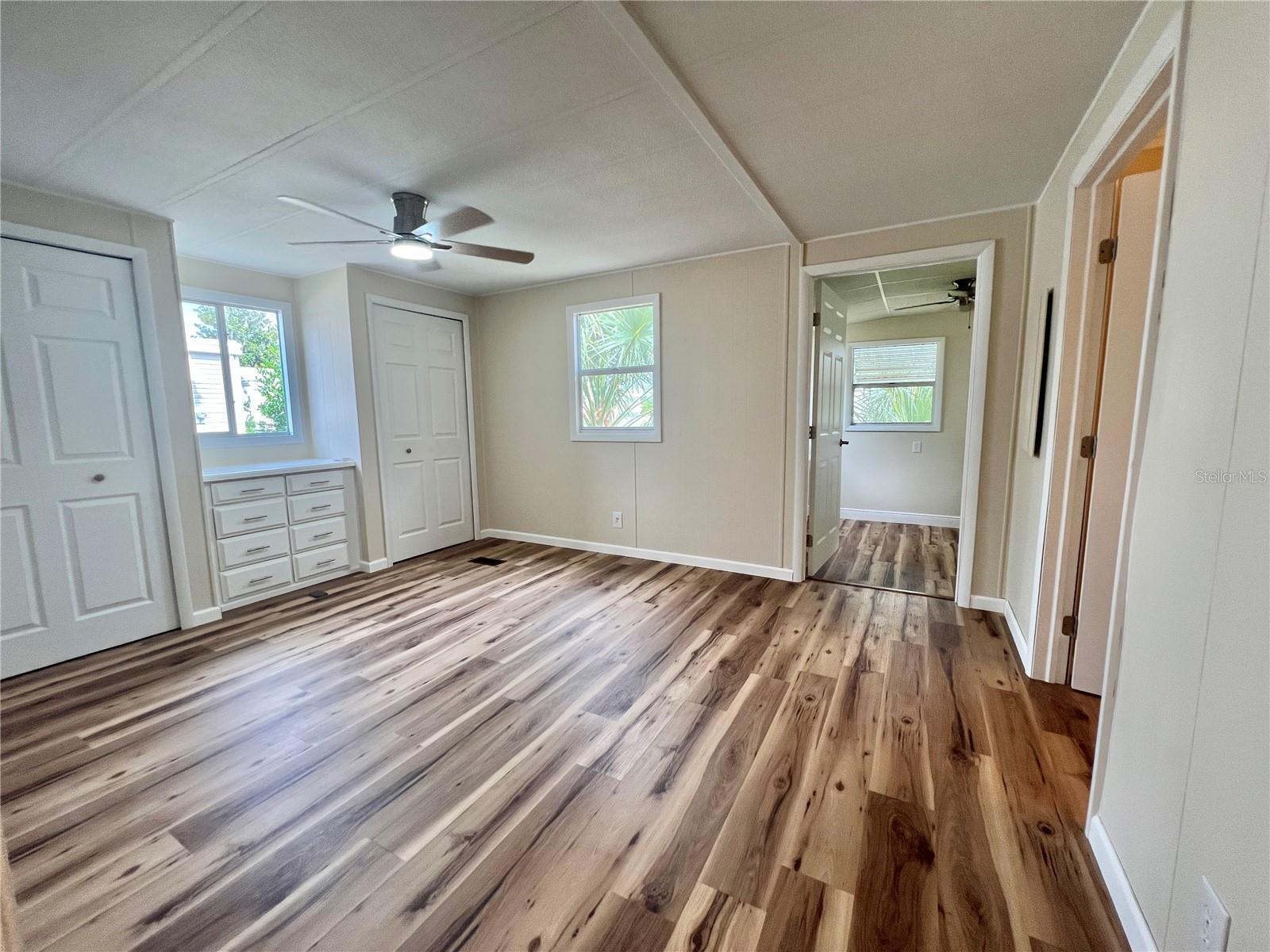 HAWTHORNE/LEESBURG - Residential