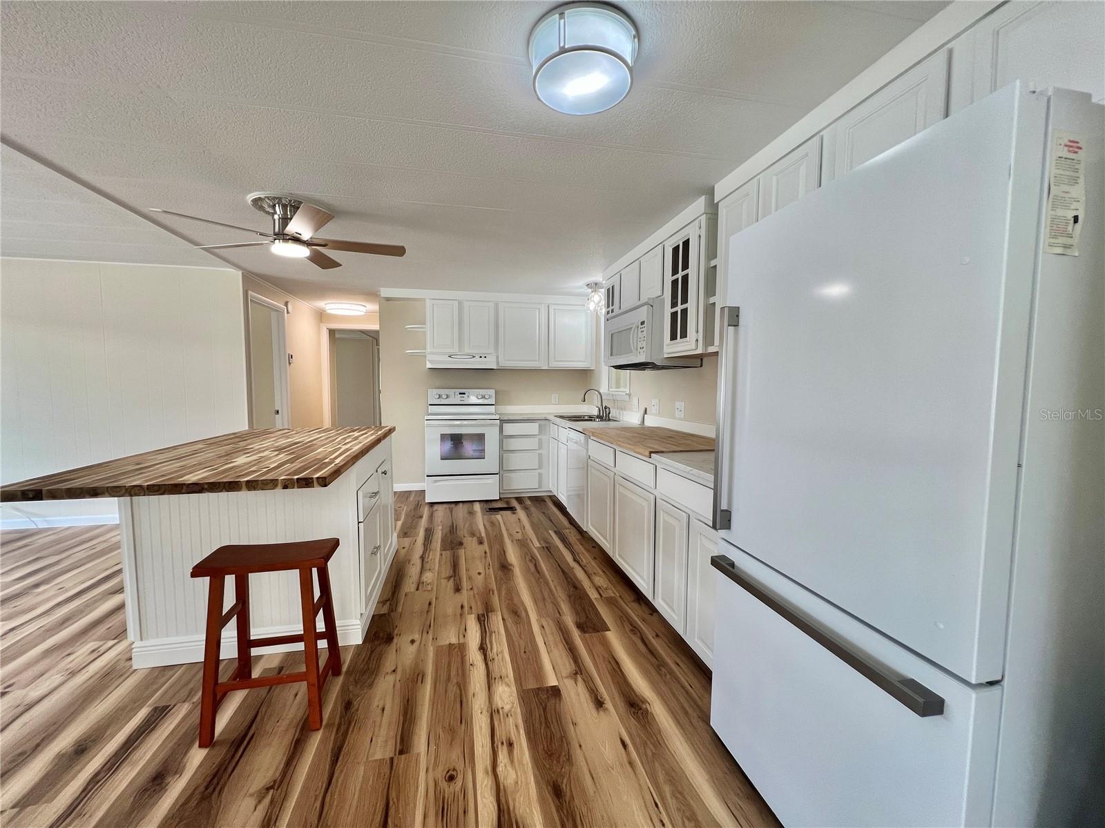 HAWTHORNE/LEESBURG - Residential