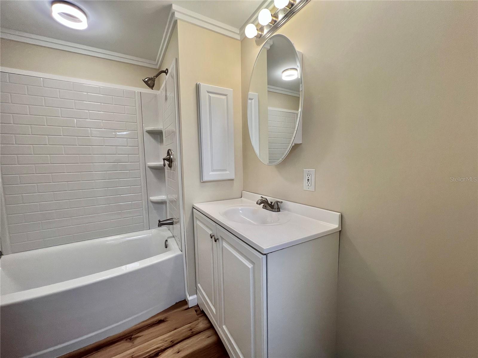 HAWTHORNE/LEESBURG - Residential