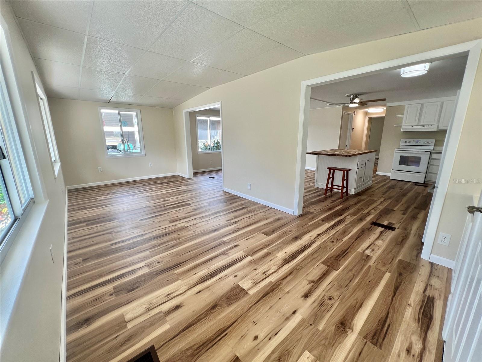 HAWTHORNE/LEESBURG - Residential