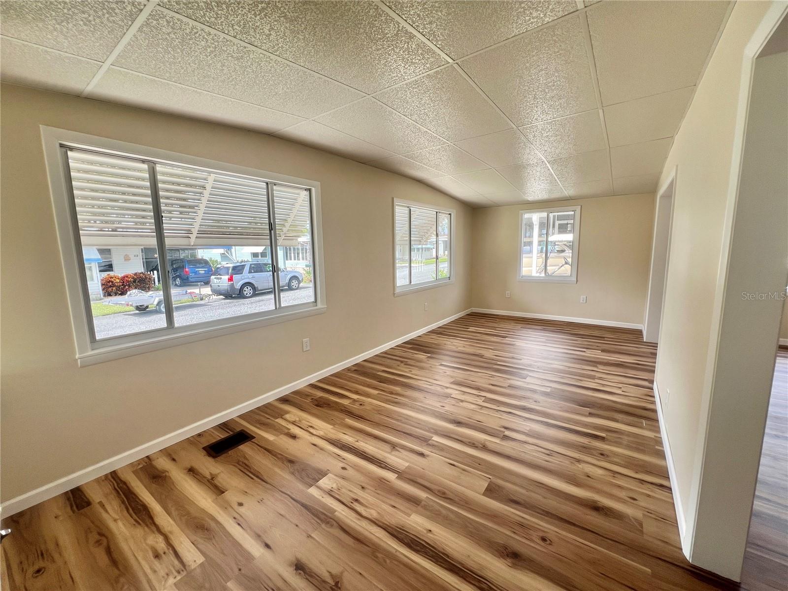 HAWTHORNE/LEESBURG - Residential