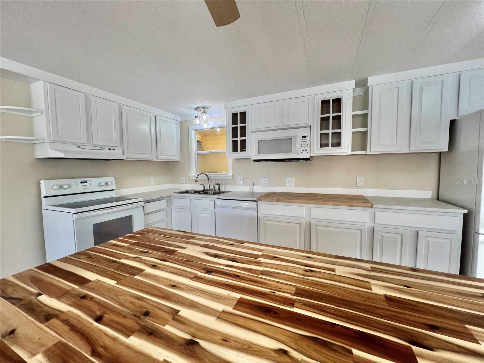 HAWTHORNE/LEESBURG - Residential