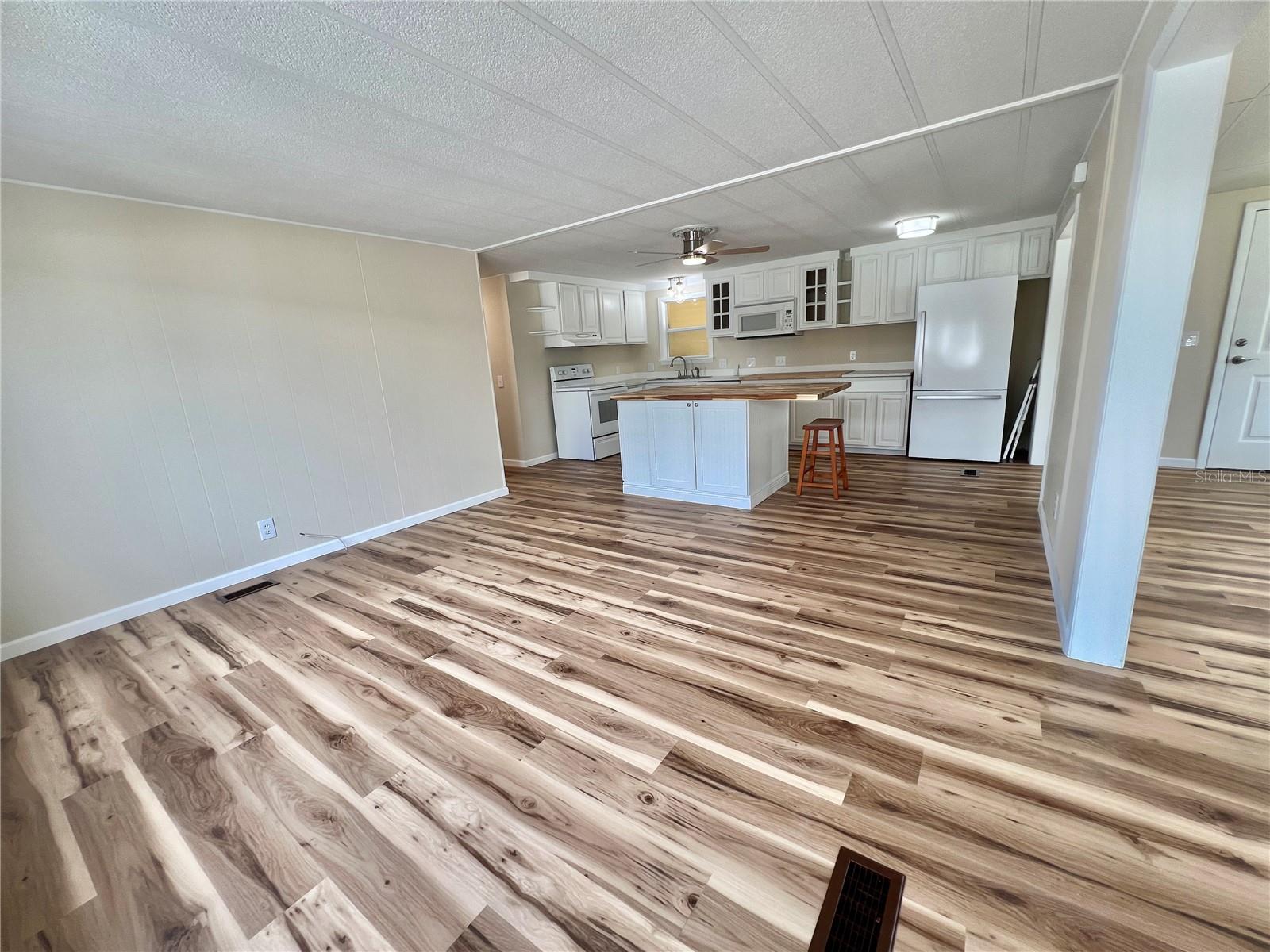 HAWTHORNE/LEESBURG - Residential