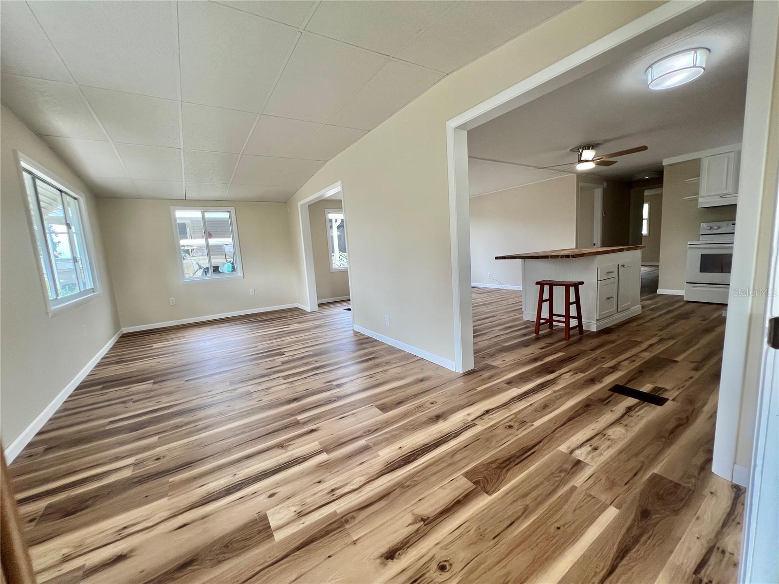 HAWTHORNE/LEESBURG - Residential