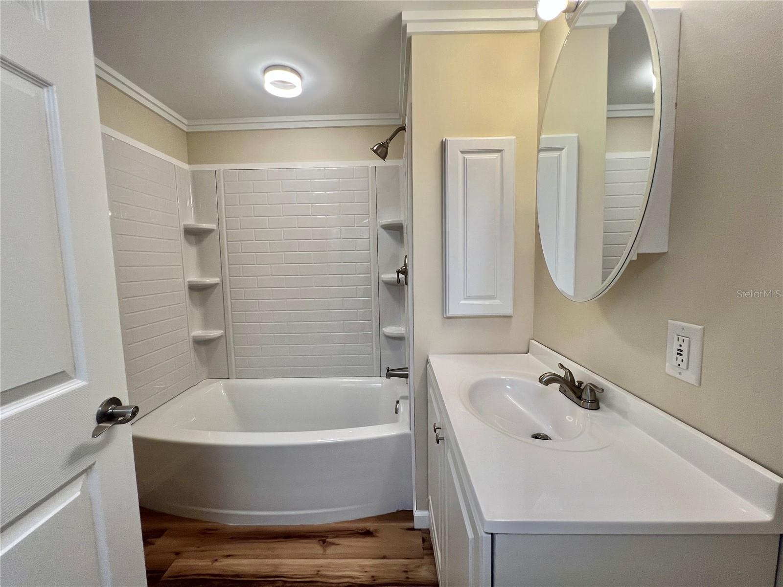 HAWTHORNE/LEESBURG - Residential