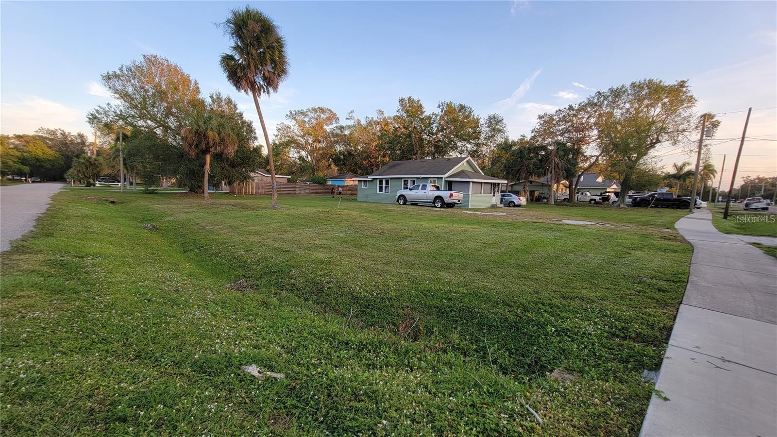 4223 SAWYER ROAD