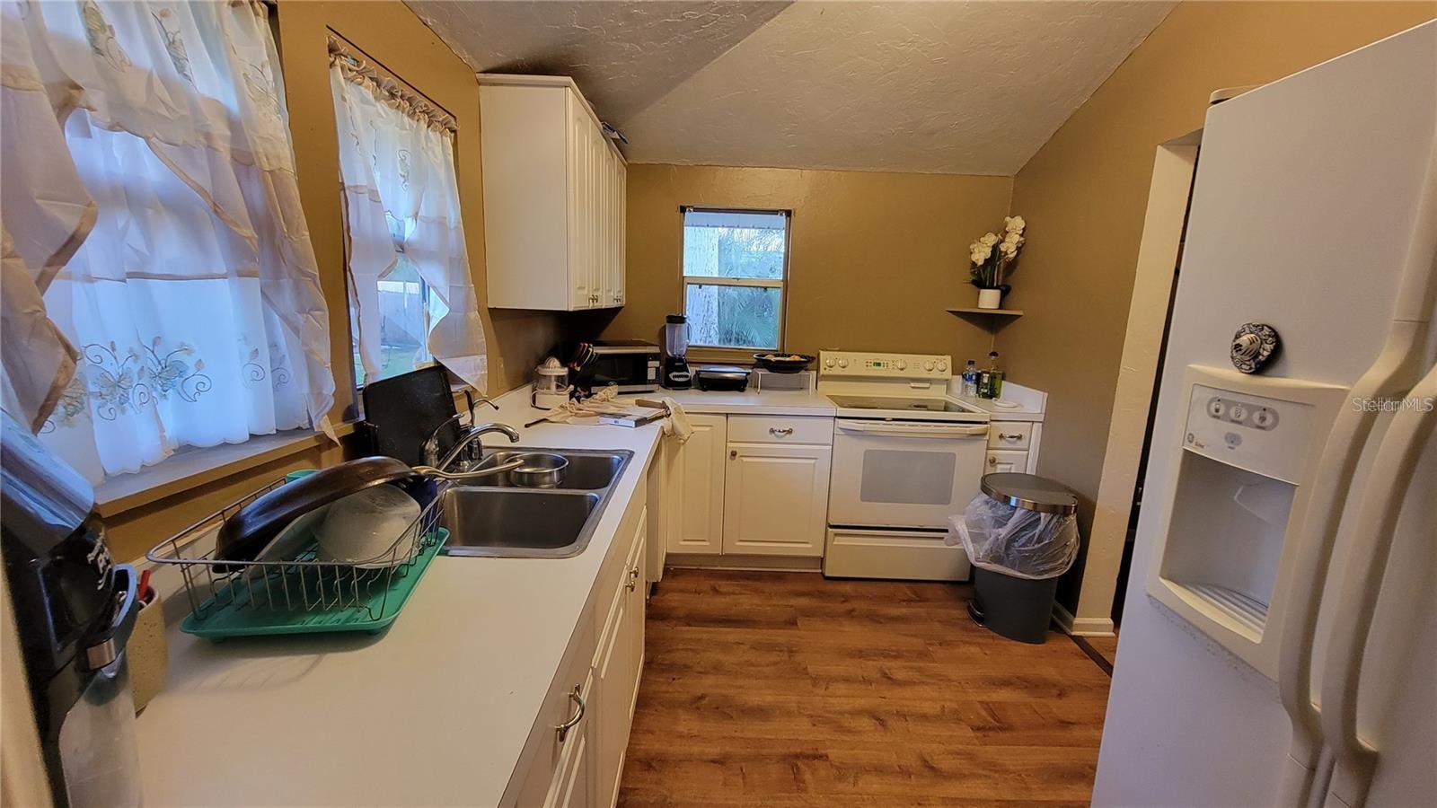 4223 SAWYER ROAD