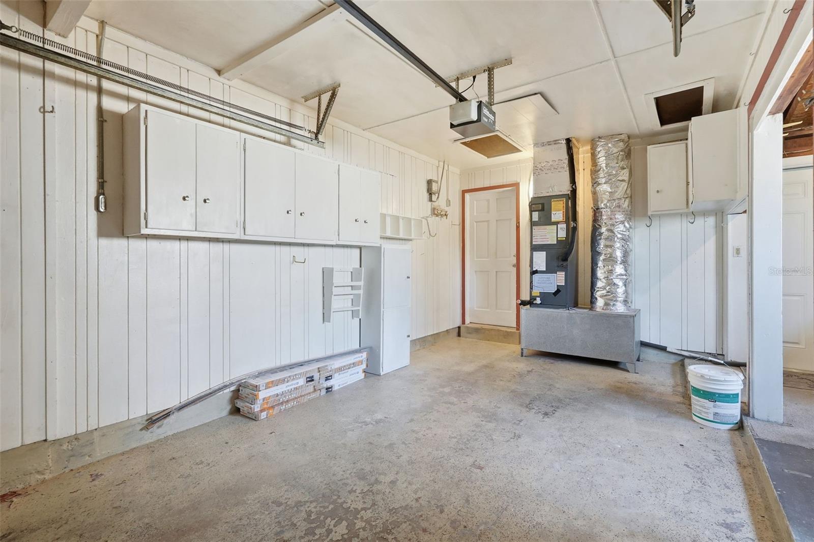 MEADOW LAWN 5TH ADD - Residential