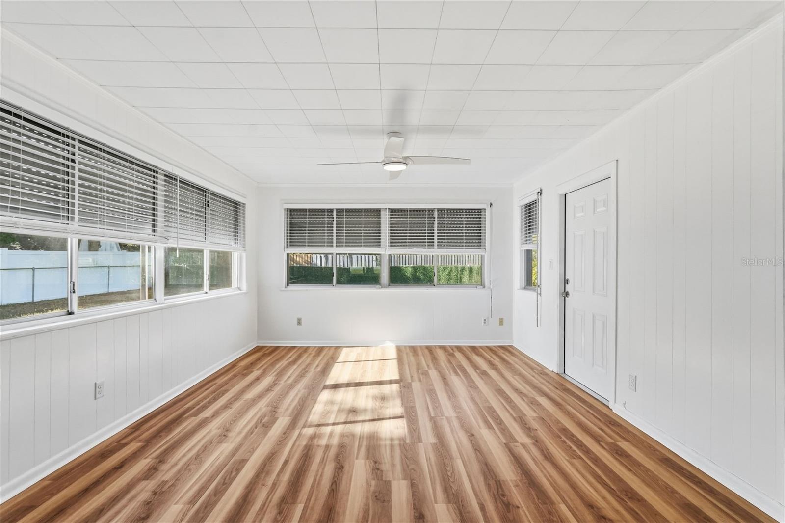 MEADOW LAWN 5TH ADD - Residential