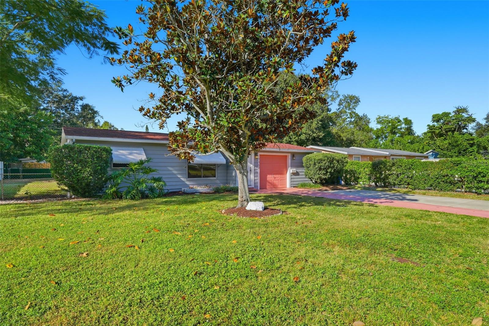 MEADOW LAWN 5TH ADD - Residential