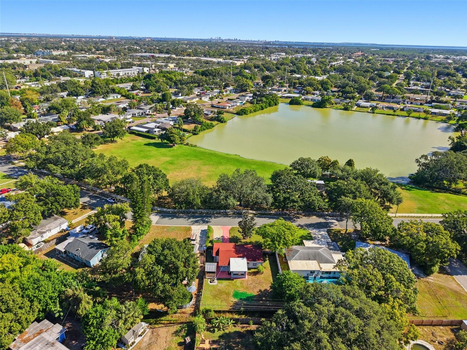 MEADOW LAWN 5TH ADD - Residential