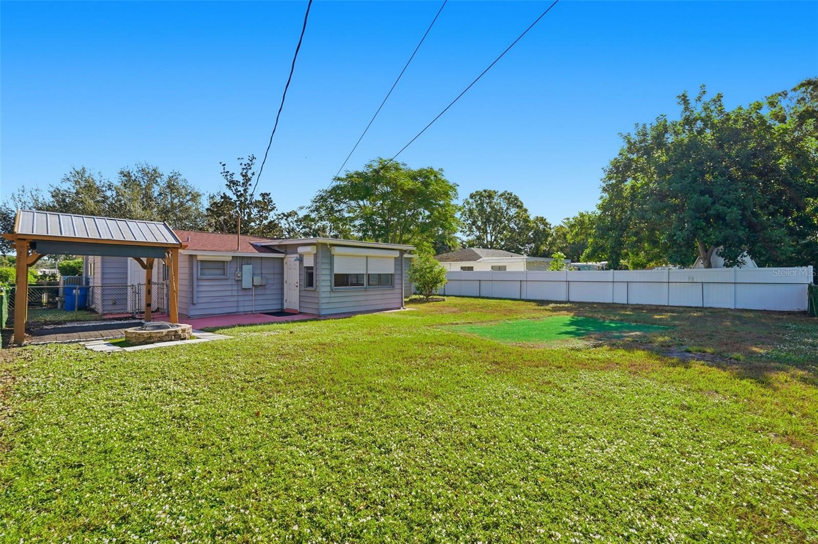 MEADOW LAWN 5TH ADD - Residential