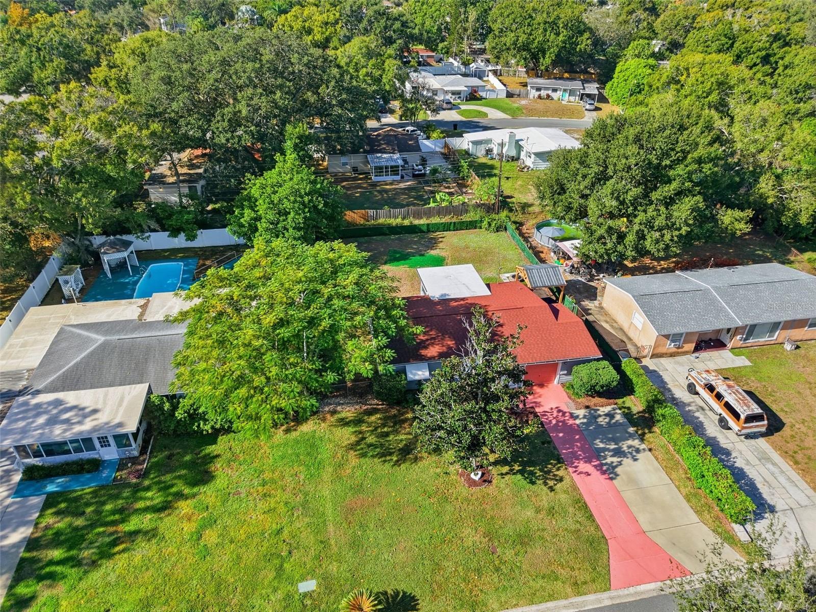 MEADOW LAWN 5TH ADD - Residential