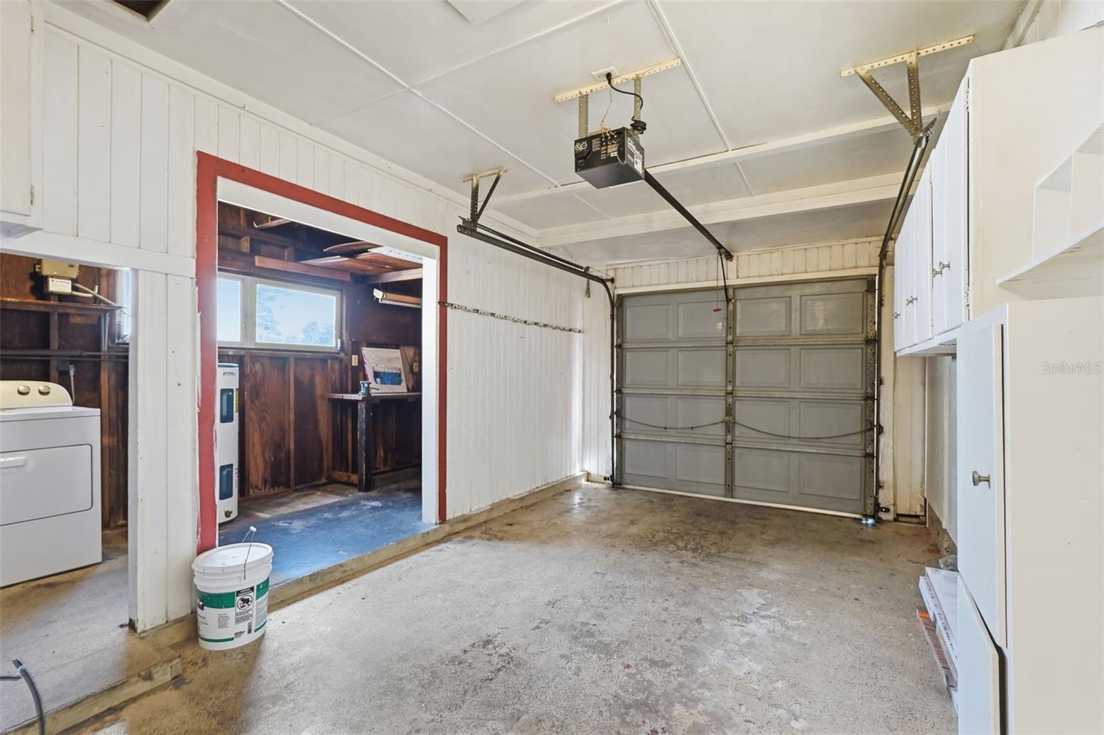 MEADOW LAWN 5TH ADD - Residential