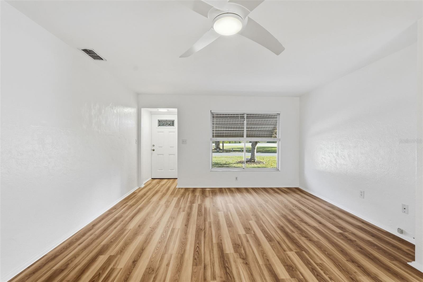 MEADOW LAWN 5TH ADD - Residential