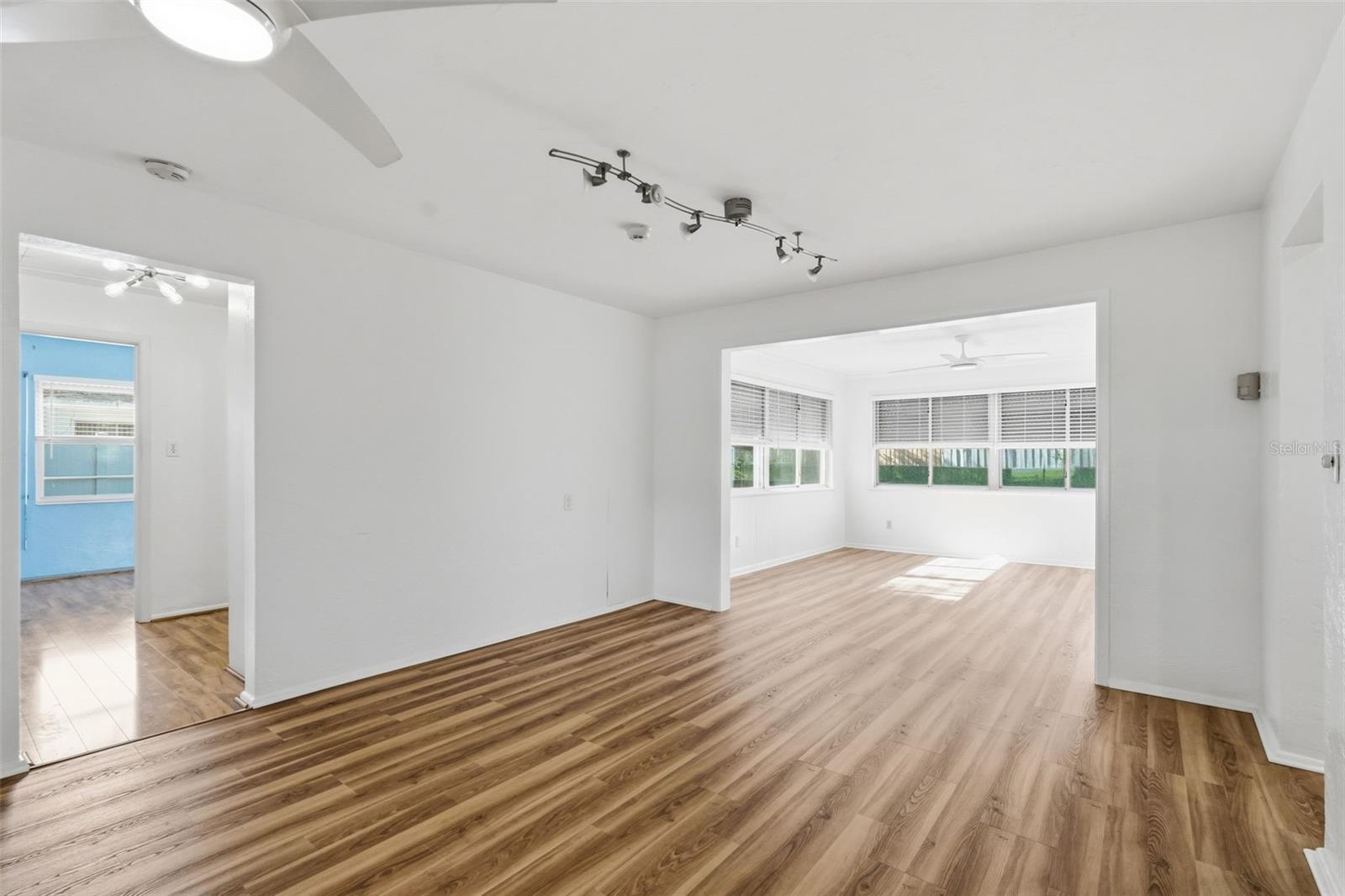 MEADOW LAWN 5TH ADD - Residential