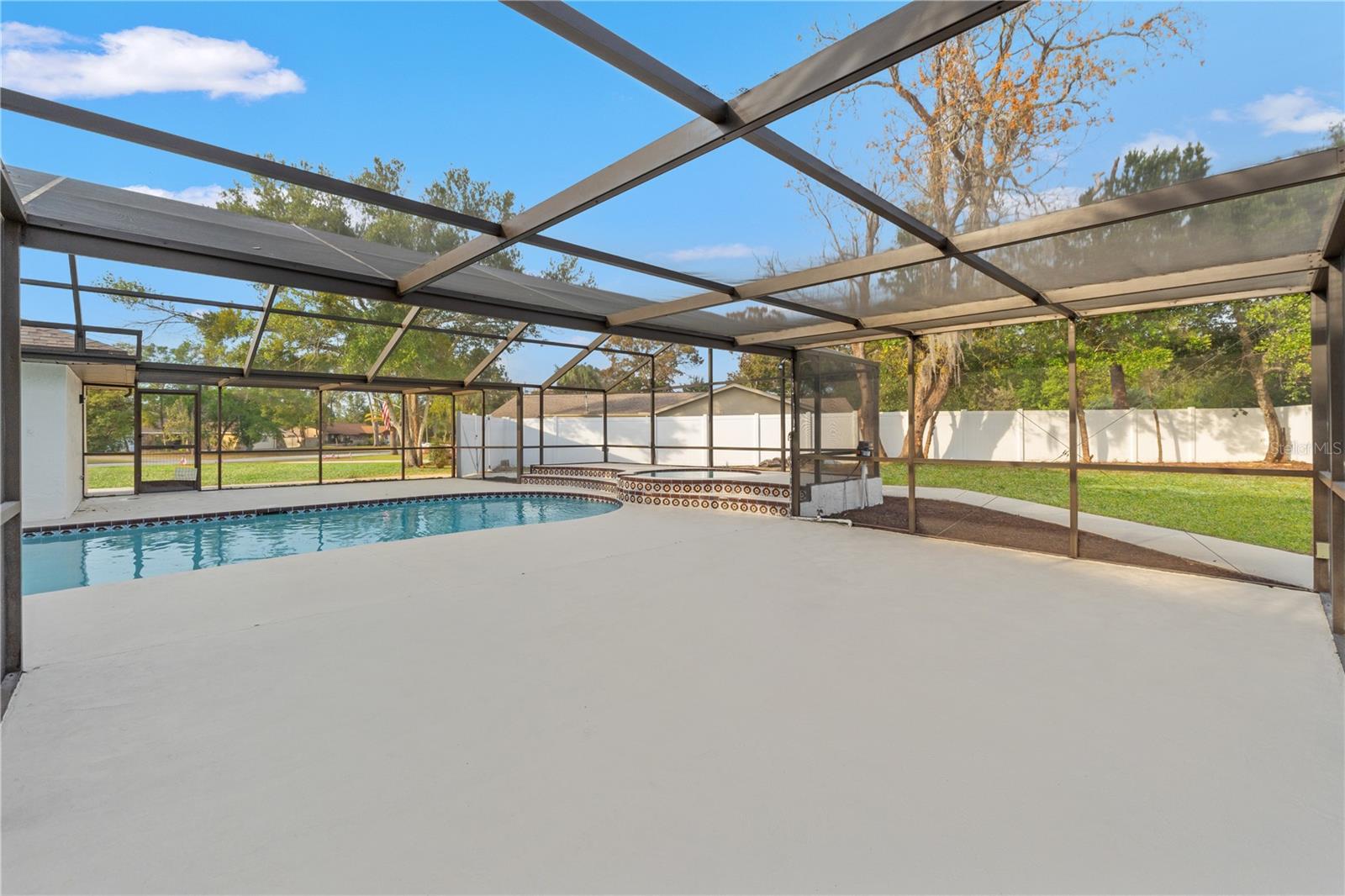 RIVER COUNTRY ESTATES - Residential