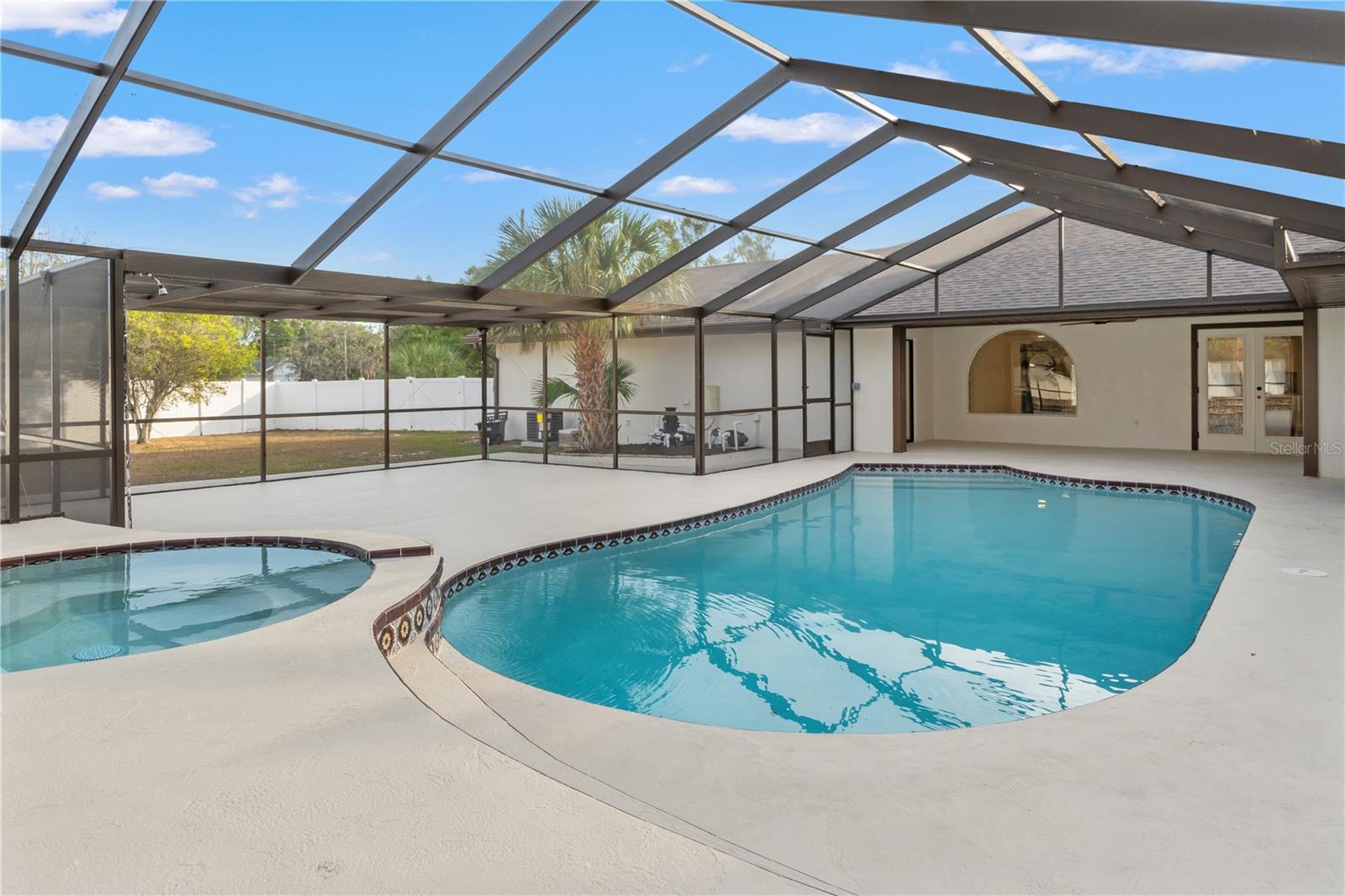 RIVER COUNTRY ESTATES - Residential