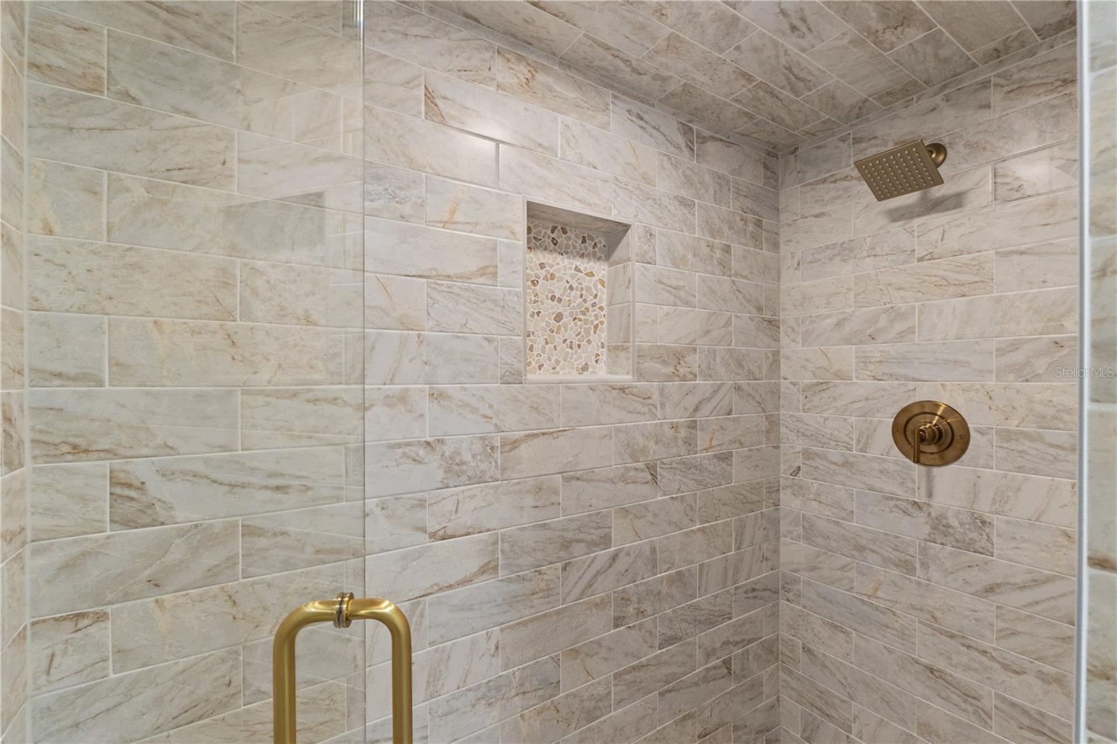 RIVER COUNTRY ESTATES - Residential