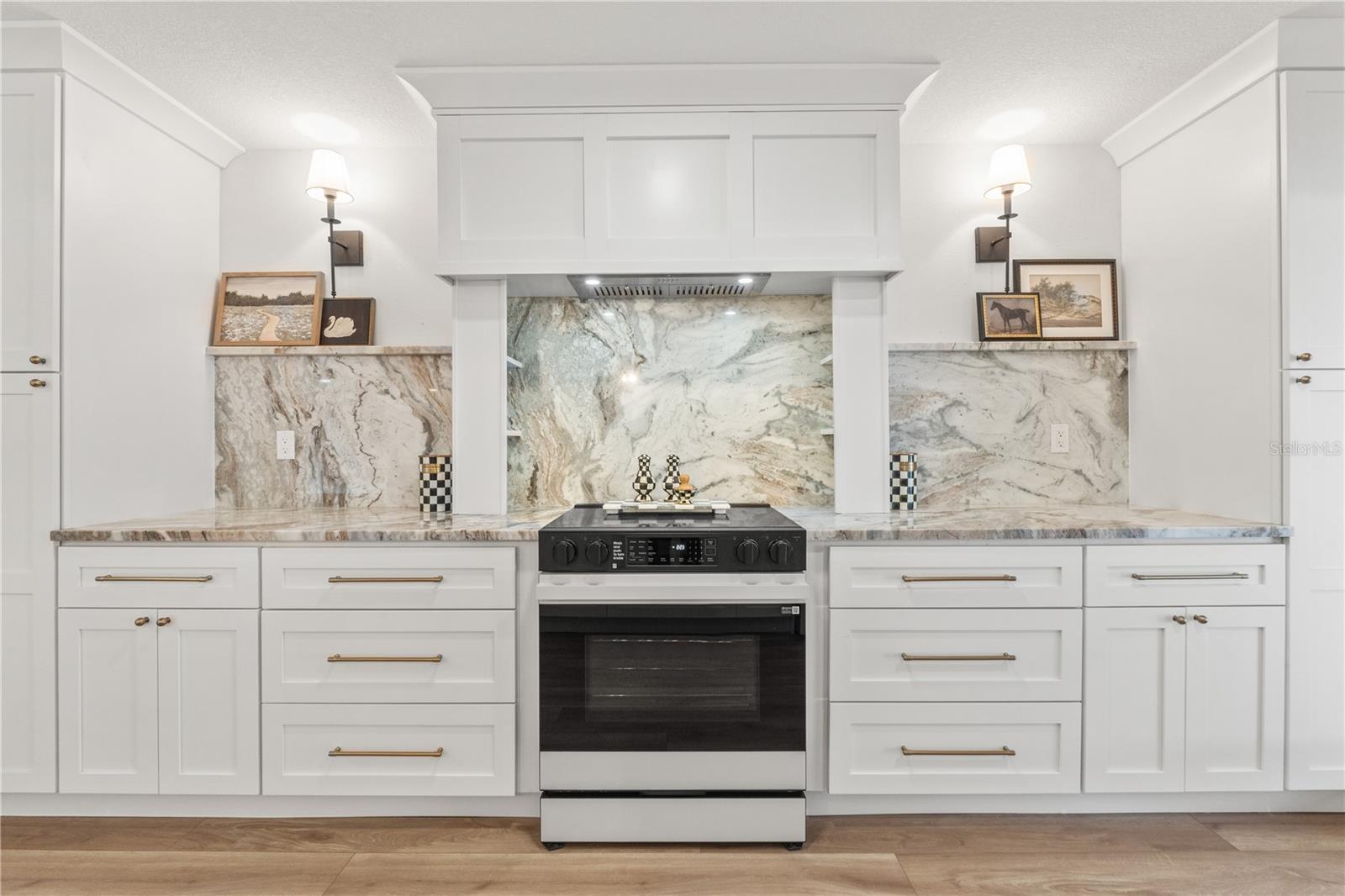 RIVER COUNTRY ESTATES - Residential