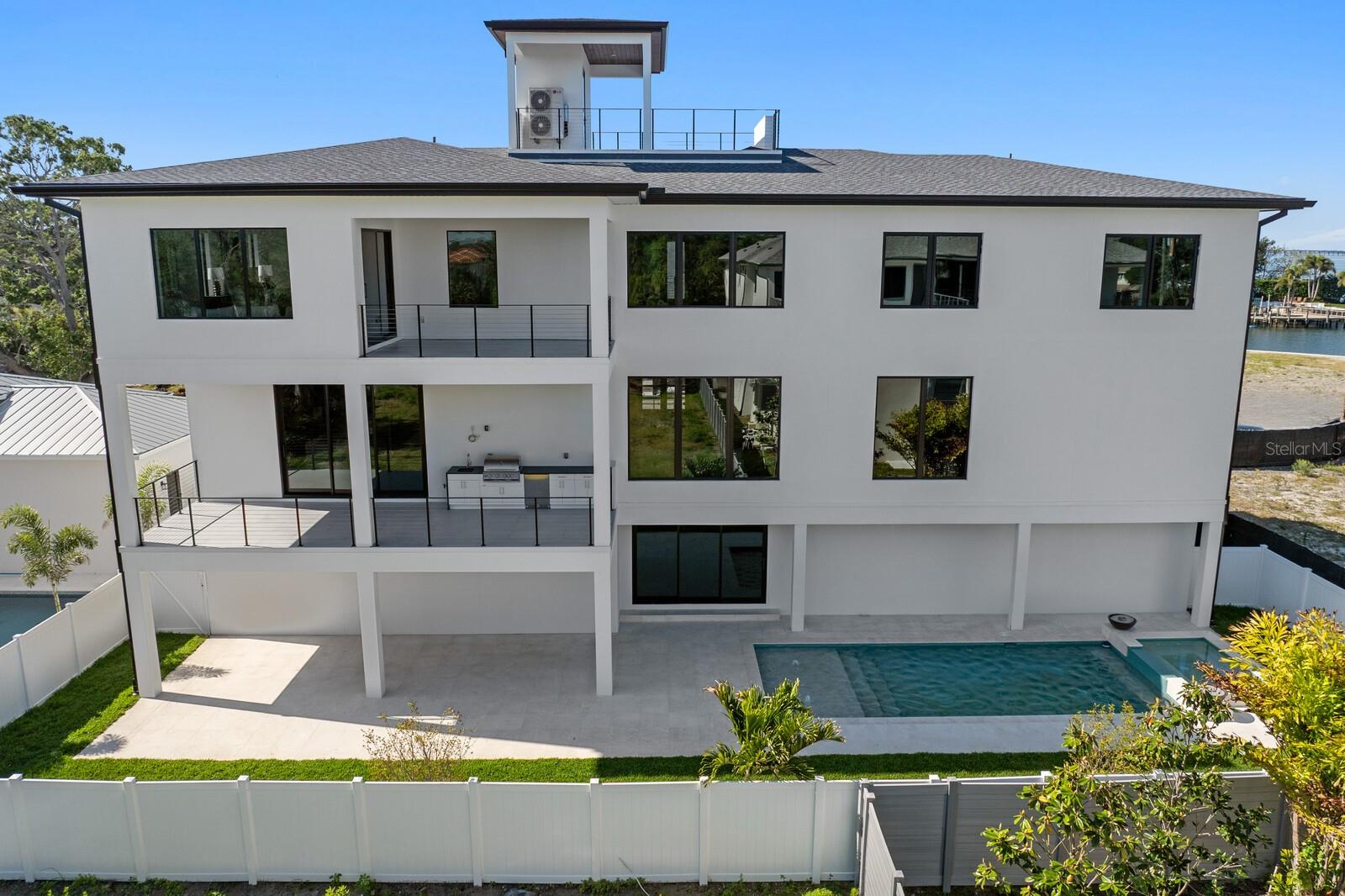MADSEN ISLES - Residential