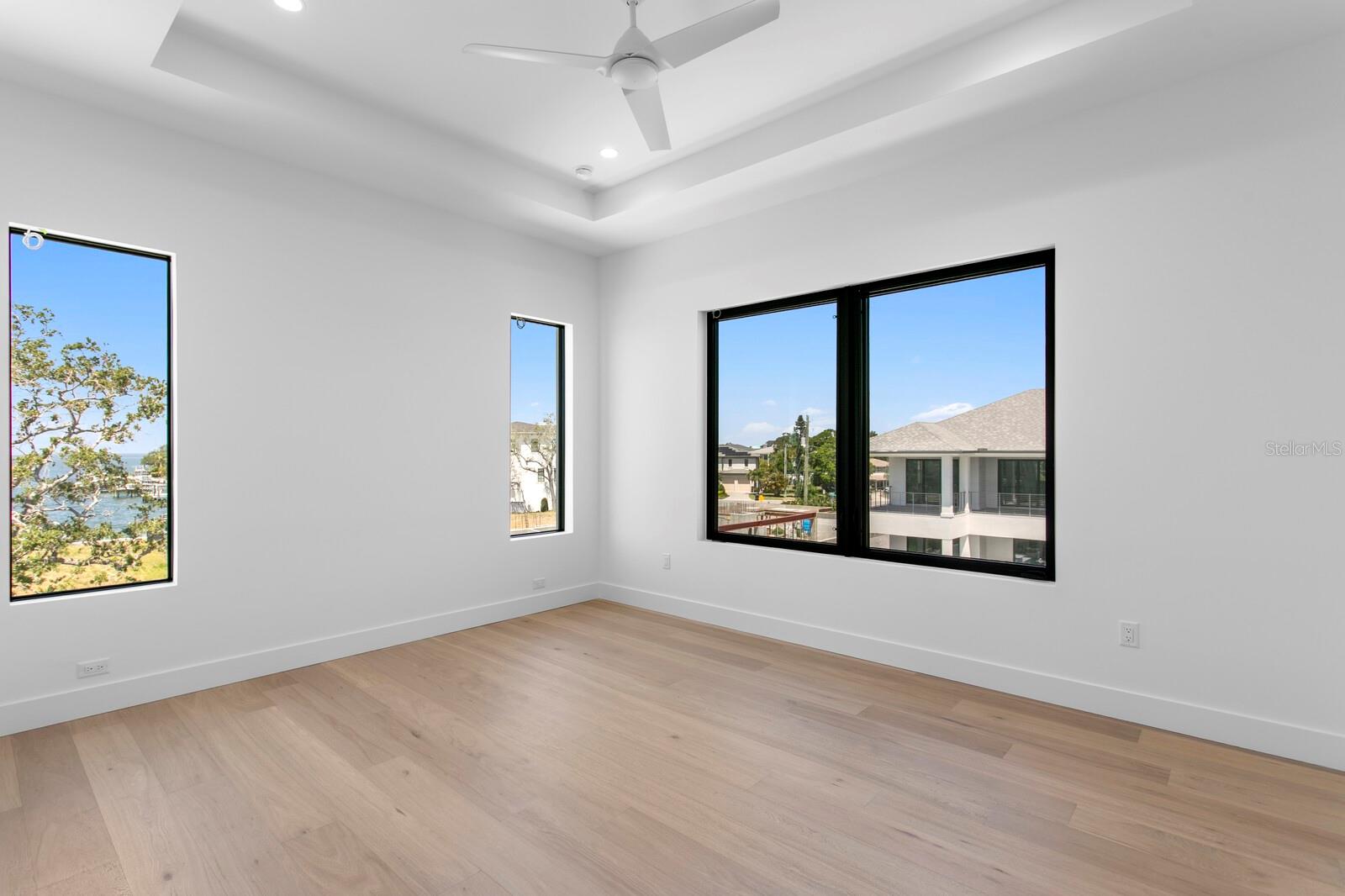 MADSEN ISLES - Residential