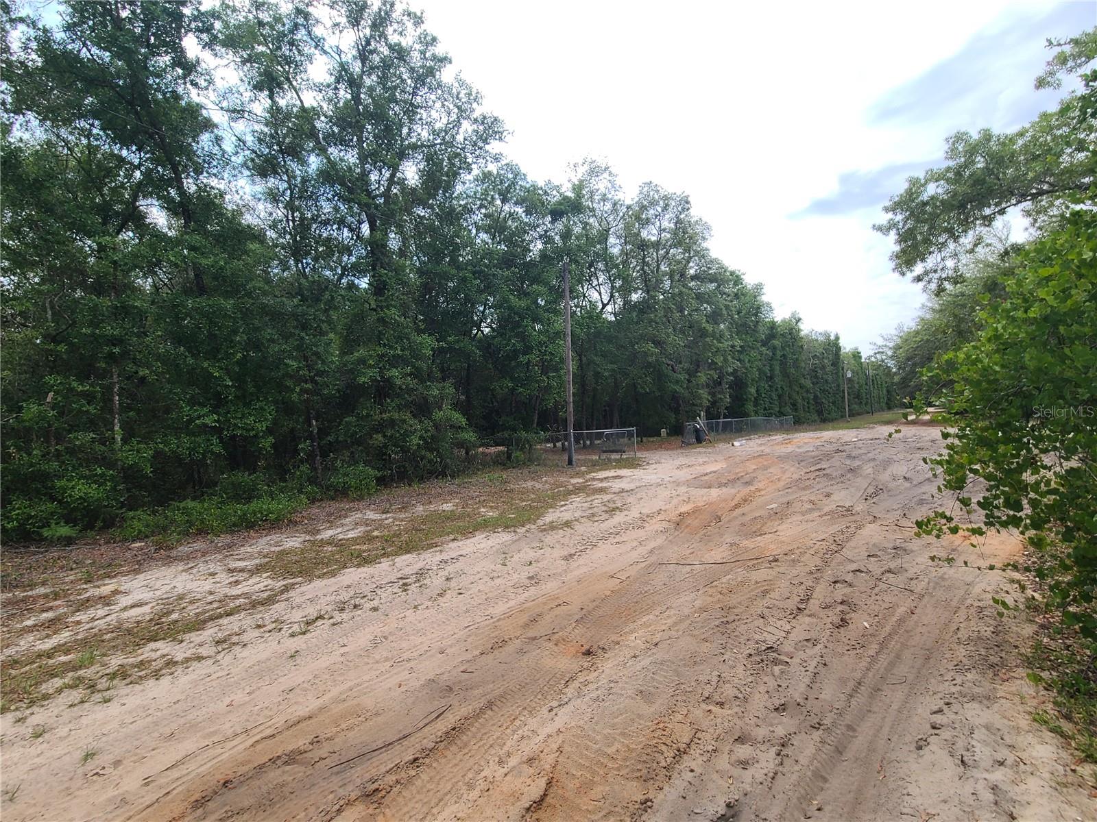 HIGHRIDGE ESTATES - Land