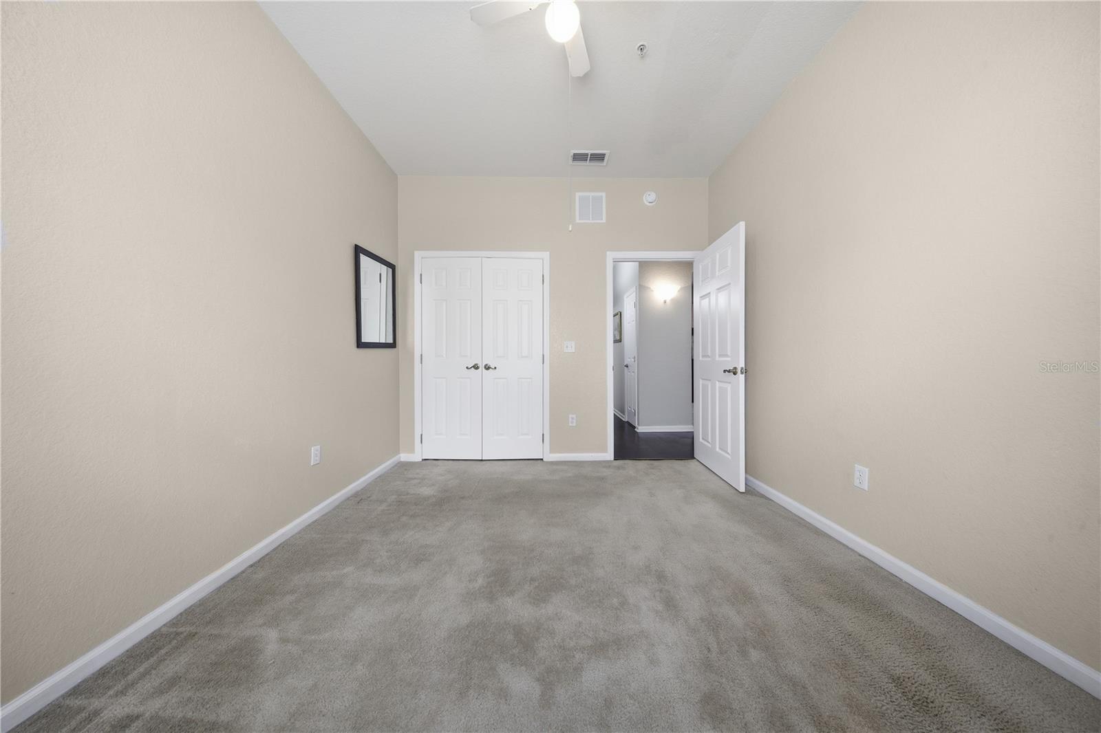 FLORA RIDGE CONDO PH 8 BLDG 11 - Residential