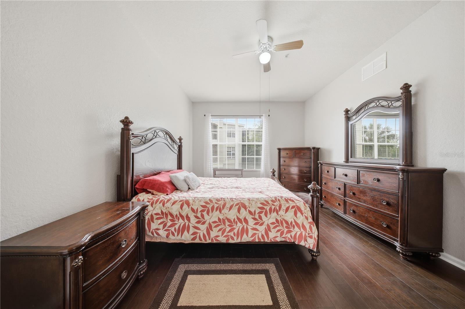 FLORA RIDGE CONDO PH 8 BLDG 11 - Residential