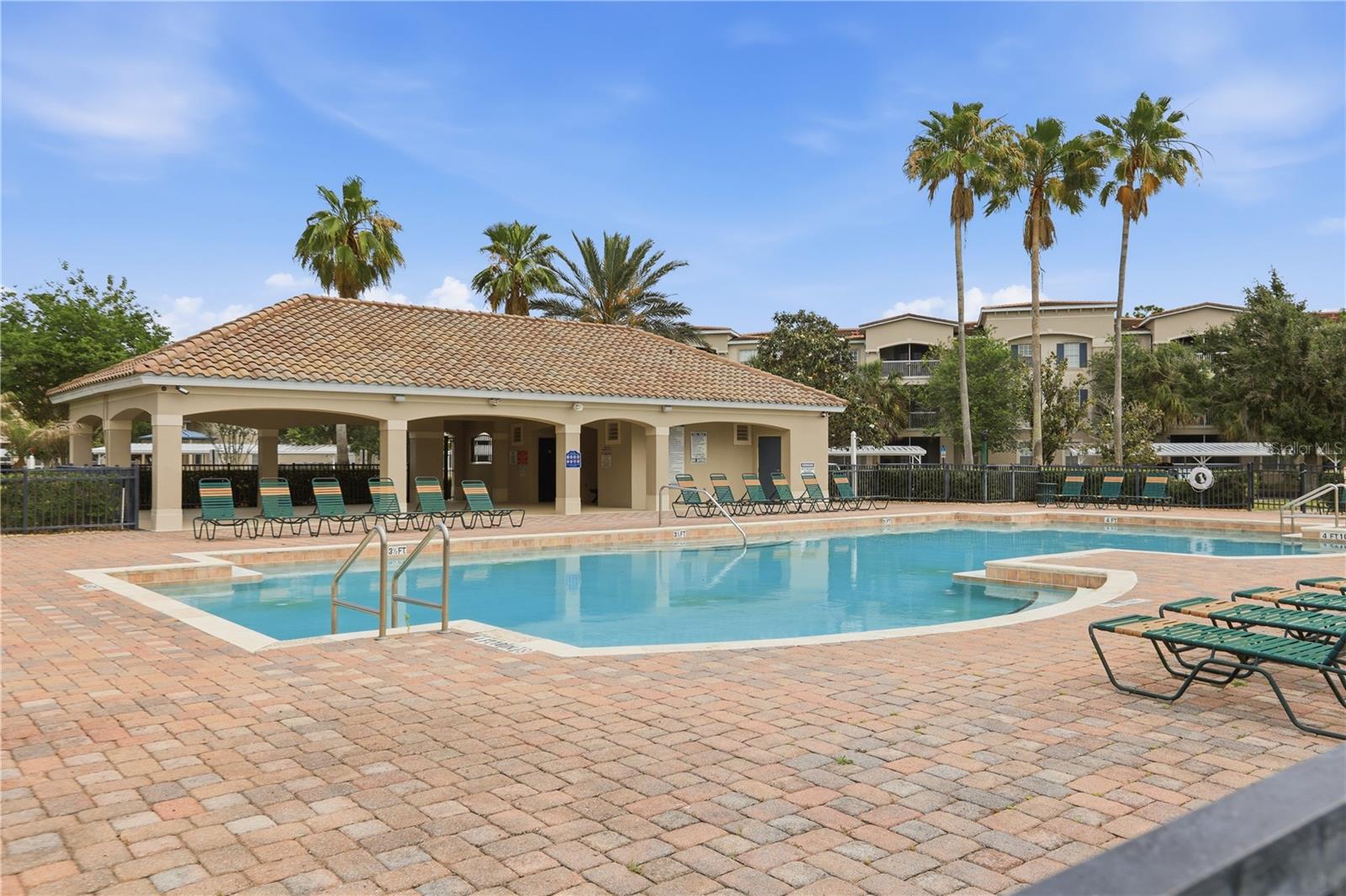 FLORA RIDGE CONDO PH 8 BLDG 11 - Residential