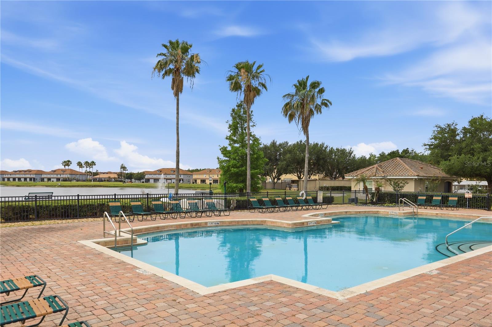 FLORA RIDGE CONDO PH 8 BLDG 11 - Residential