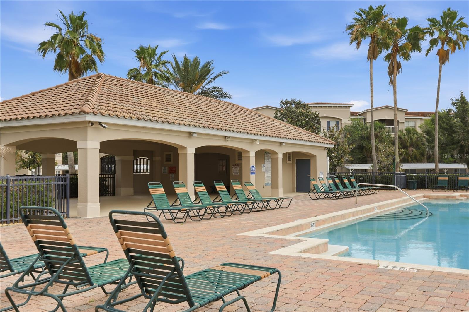 FLORA RIDGE CONDO PH 8 BLDG 11 - Residential