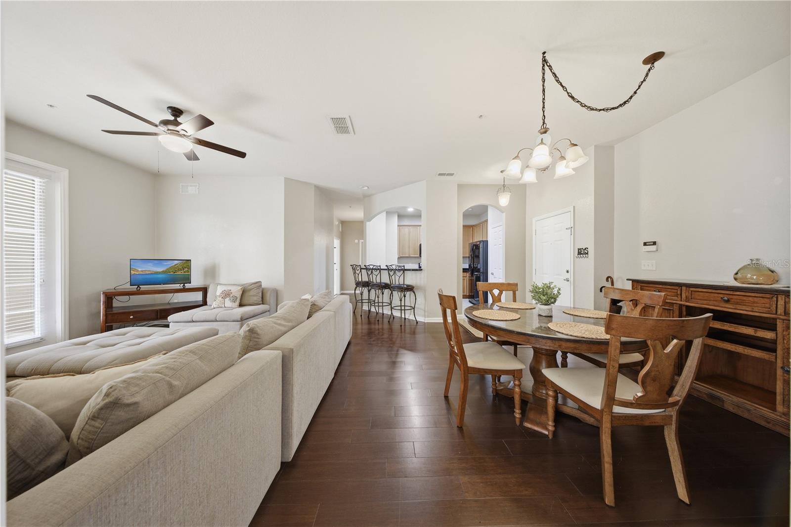 FLORA RIDGE CONDO PH 8 BLDG 11 - Residential