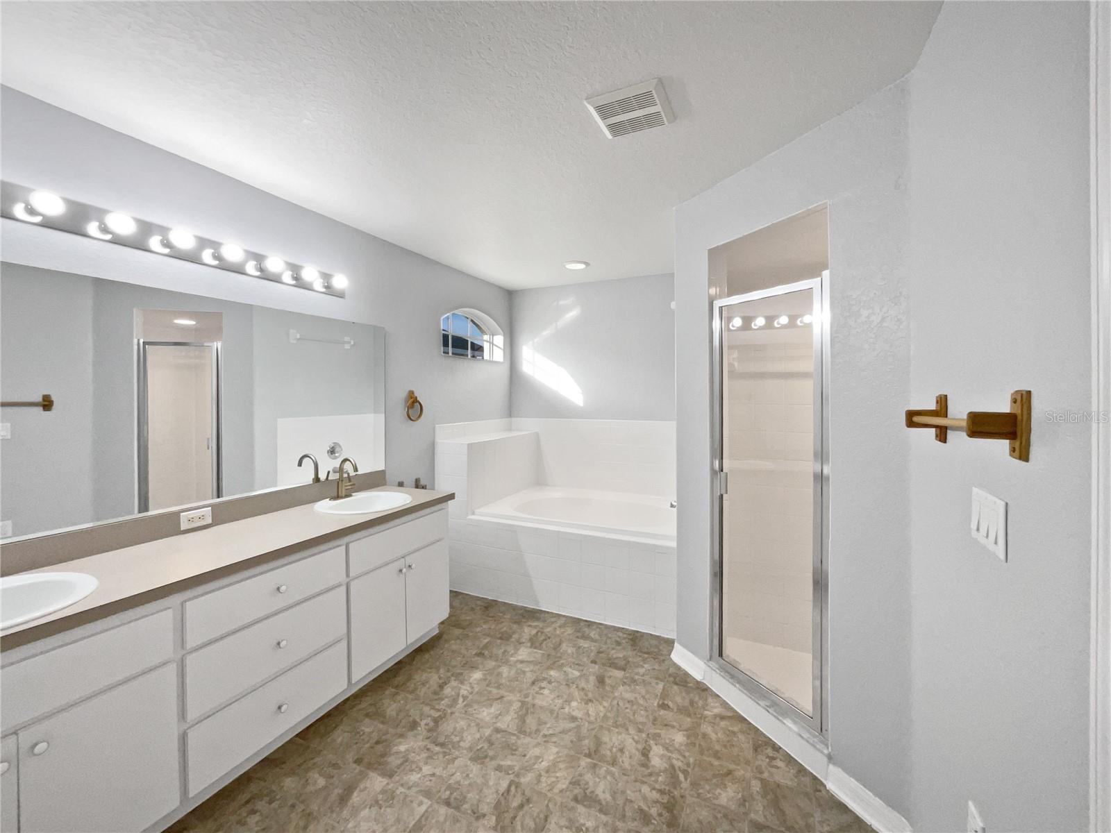 SUMMIT EAST PH 02 - Residential