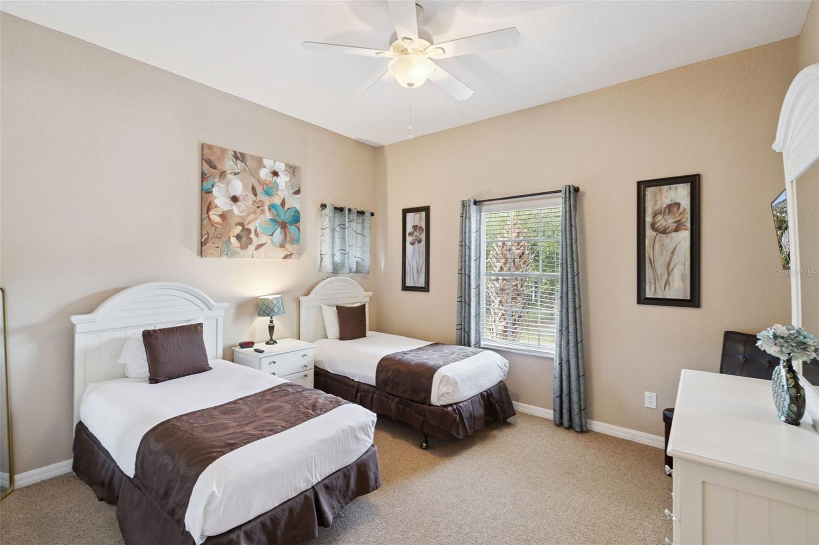 BAHAMA BAY - Residential