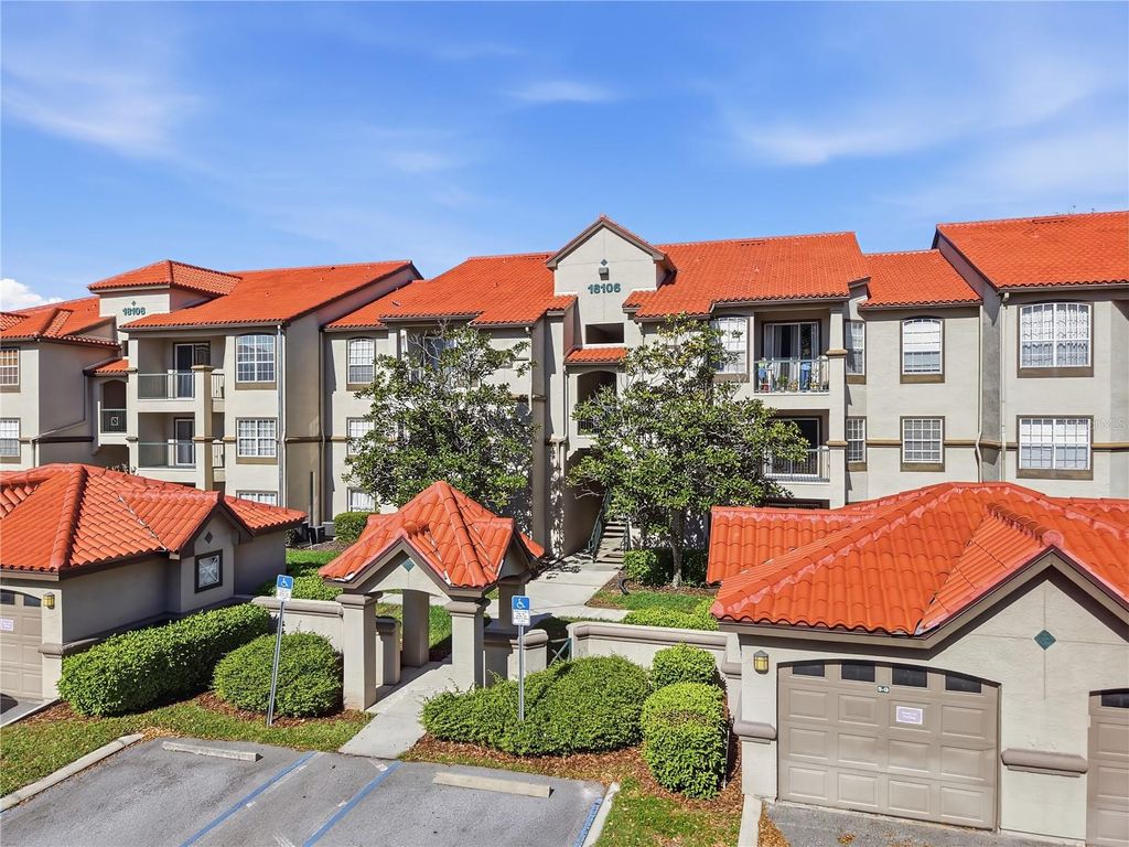 Photo of 18106 Peregrines Perch Place #5104, Lutz, FL 33558 (MLS # TB8490109)