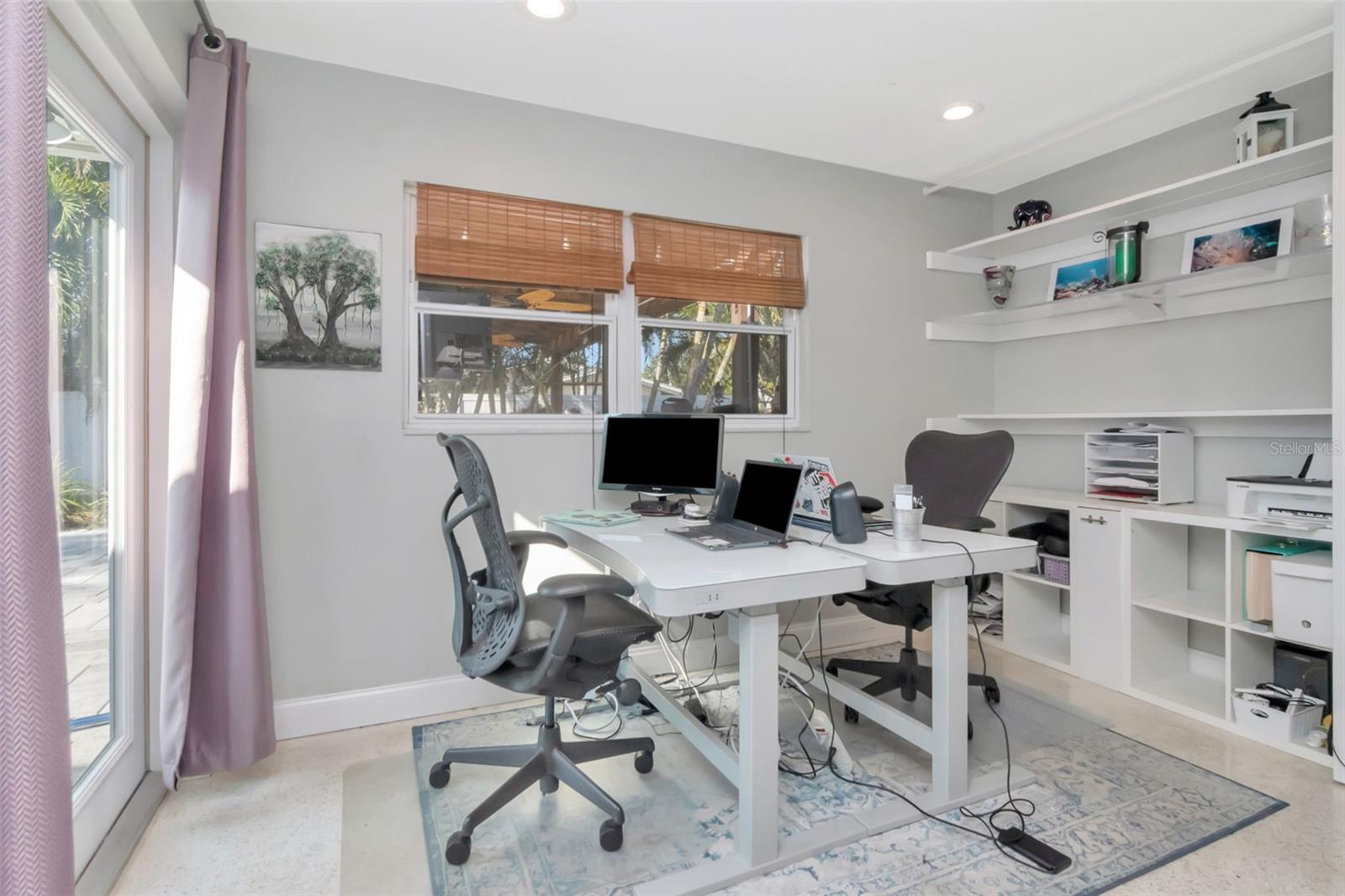 BROADWATER - Residential