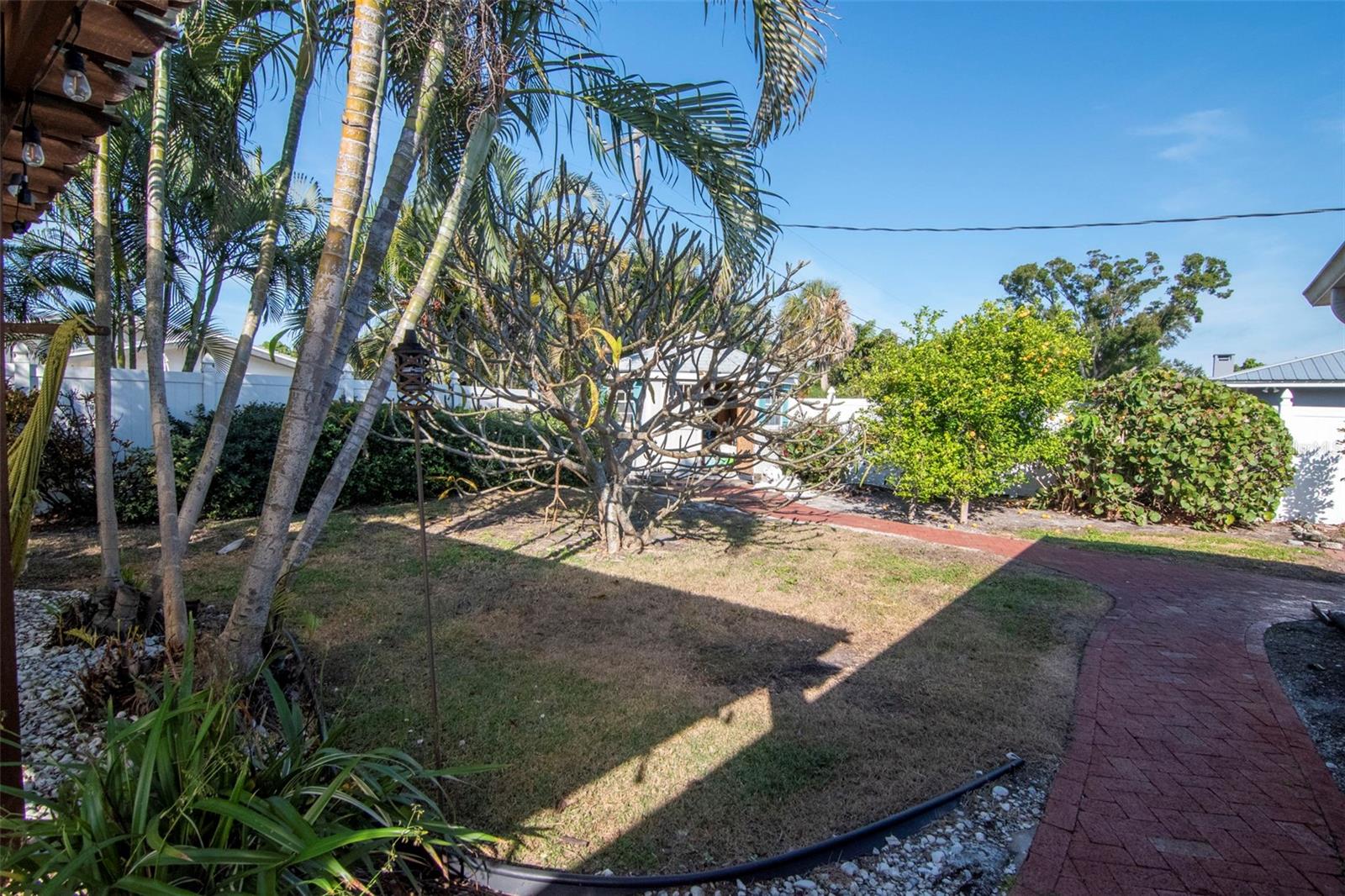 BROADWATER - Residential