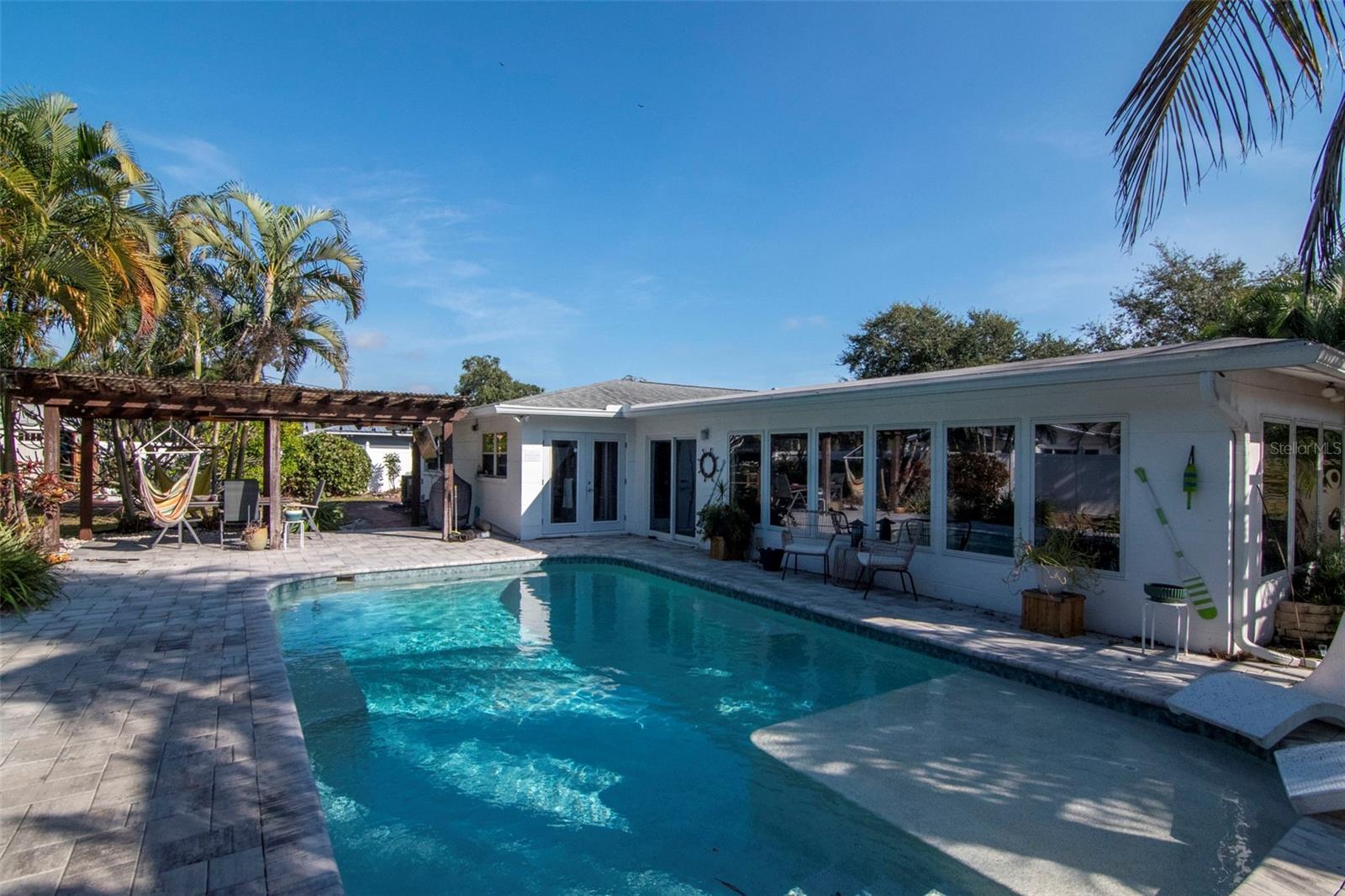 BROADWATER - Residential