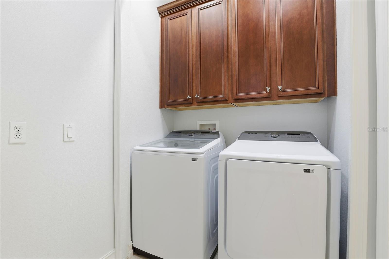 VILLAS/CYPRESS SPRINGS - Residential